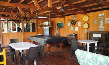 Finca moderna en El Peñol con acceso y vista a la Represa MGE