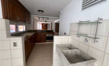 Se arrienda casa en la Estrella cerca al mall Guayabal