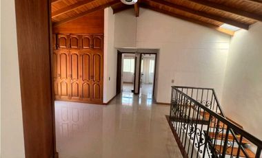 Se arrienda casa en la Estrella cerca al mall Guayabal