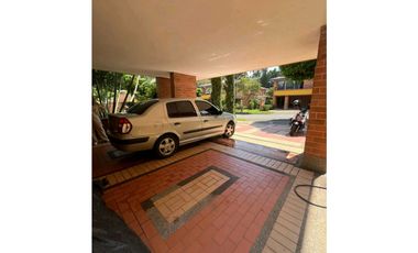 Se arrienda casa en la Estrella cerca al mall Guayabal