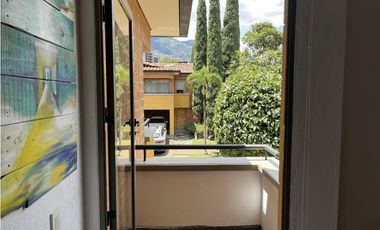 Se vende casa en La Estrella Sector Suramericana z