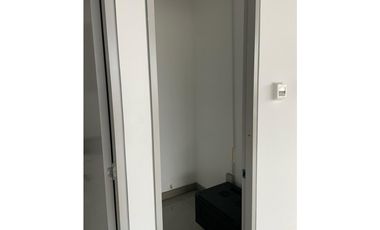 ARRIENDO OFICINA TORRE CCI  CALI