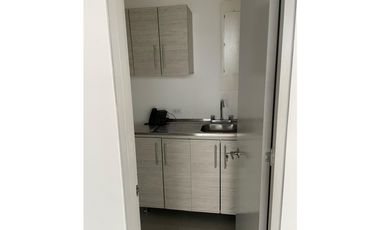 ARRIENDO OFICINA TORRE CCI  CALI