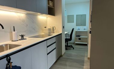 En Arriendo, Moderno y Acogedor Departamento Nuevo y Amoblado. Av. Las Condes