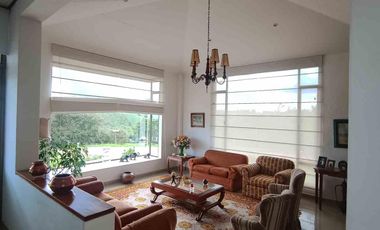 En venta Encantadora Finca en Zipacón, Cundinamarca