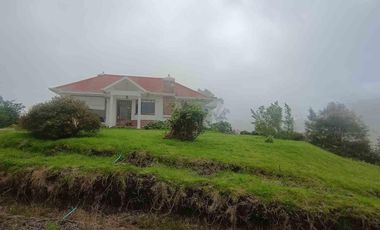 En venta Encantadora Finca en Zipacón, Cundinamarca