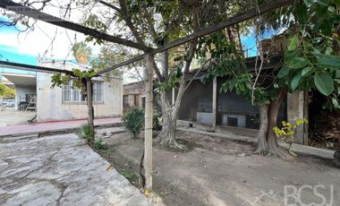 Casa en  Av. Libertador casi circunvalación - Santa Lucía - San Juan