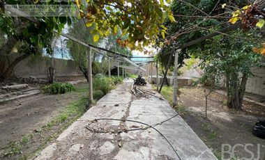 Casa en  Av. Libertador casi circunvalación - Santa Lucía - San Juan