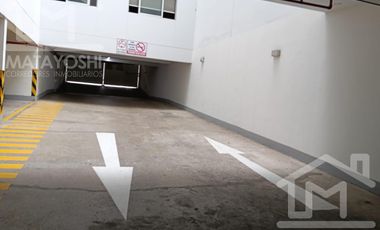 Estacionamiento - San Isidro