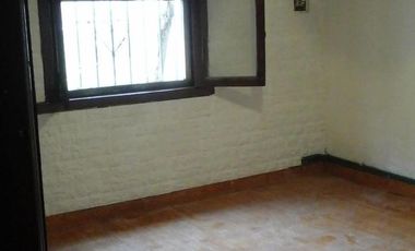 PH a refaccionar en venta - 2 Dormitorios 1 Baño - Berisso