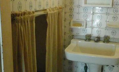 PH a refaccionar en venta - 2 Dormitorios 1 Baño - Berisso