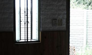 PH a refaccionar en venta - 2 Dormitorios 1 Baño - Berisso