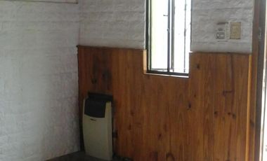 PH a refaccionar en venta - 2 Dormitorios 1 Baño - Berisso