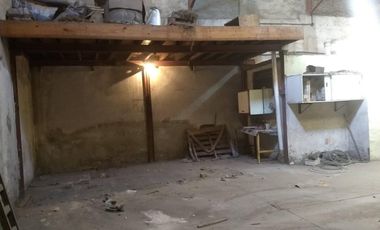 Depósito en Villa Dominico