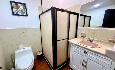 CASA EN VENTA, COCHAPAMBA