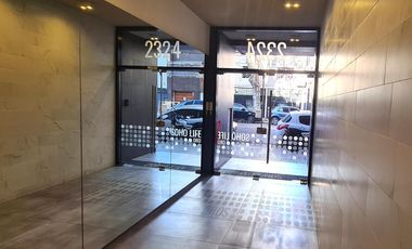 Hermoso departamento de 2 ambientes con gran balcon terraza y muy  luminoso