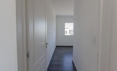 Casa en alquiler en Vila Marina II 5 dormitorios más escritorio. Con Amarra