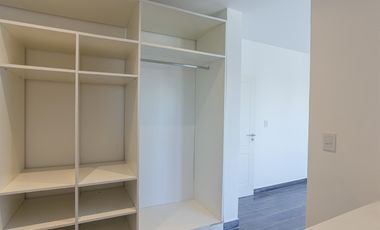 Casa en alquiler en Vila Marina II 5 dormitorios más escritorio. Con Amarra