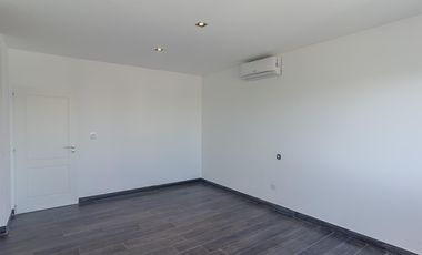 Casa en alquiler en Vila Marina II 5 dormitorios más escritorio. Con Amarra
