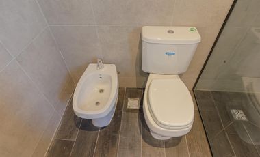 Casa en alquiler en Vila Marina II 5 dormitorios más escritorio. Con Amarra