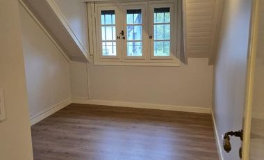 Casa en alquiler en Lomas de San Isidro 3 dormitorios
