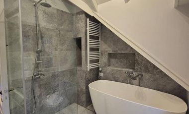 Casa en alquiler en Lomas de San Isidro 3 dormitorios