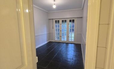 Casa en alquiler en Lomas de San Isidro 3 dormitorios