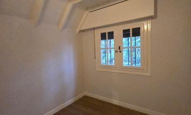 Casa en alquiler en Lomas de San Isidro 3 dormitorios
