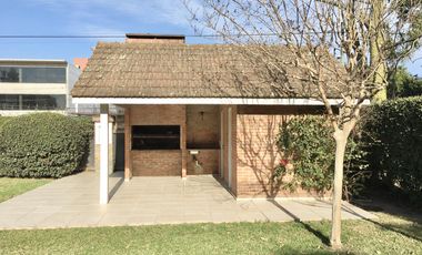 Casa de 4 Dormitorios en Alquiler - Barrio Cerrado Las Victorias