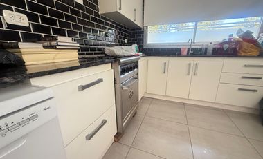 Casa en  alquiler de 3 dormitorios con pileta