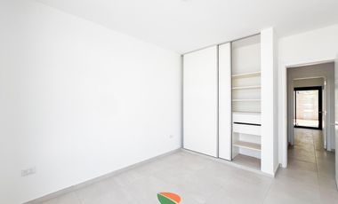 Dúplex Planta Baja- Colinas de Manantiles