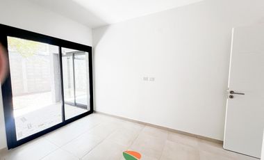 Dúplex Planta Baja- Colinas de Manantiles
