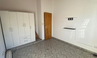 Departamento 2 ambientes VENTA Lomas de Zamora