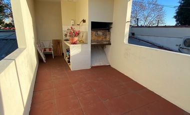 Departamento 2 ambientes VENTA Lomas de Zamora