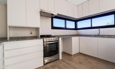 Casa en Venta San Sebastián Apta Credito
