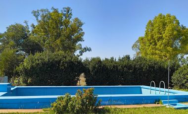 Casa en venta - 4 Dormitorios 3 Baños - Saladillo