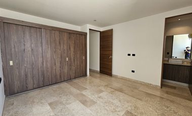 Departamento en Montebello, 3 Recámaras y Jacuzzi