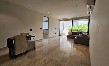 Departamento en Montebello, 3 Recámaras y Jacuzzi