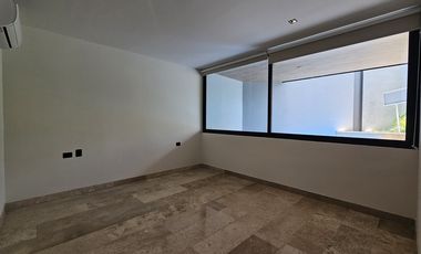 Departamento en Montebello, 3 Recámaras y Jacuzzi