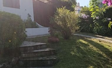 Casa en venta - 3 Dormitorios 2 Baños - Villa Gesell