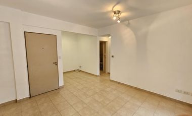 Departamento en alquiler dos ambientes y cochera en Acassuso