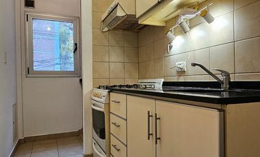 Departamento en alquiler dos ambientes y cochera en Acassuso