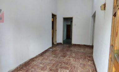 Casa 3 Ambientes en Alquiler Lanus Oeste
