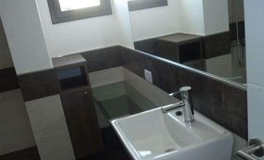 Casa en alquiler de tres dormitorios, housing, zona norte, Córdoba