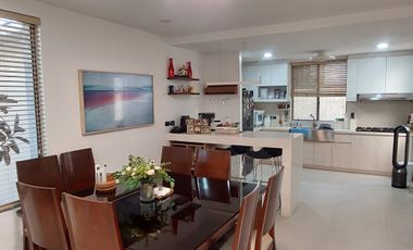 FOR RENT/SALE: 3BR FULLY FURNISHED AT LUNTALA VERDE PASIG CITY