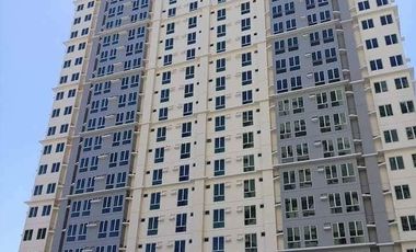 Modern Condo in Makati Ready for occupancy 1-Bedroom for sale rent to own condo 25K/Mo near Airport BGC San Lorenzo Place connected to MRT3 Magallanes