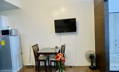 New Fully Furnished 1-BR Condo For Rent in Makati City - Air Residences SMDC