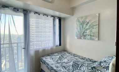New Fully Furnished 1-BR Condo For Rent in Makati City - Air Residences SMDC
