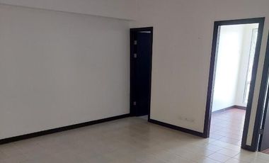 PREMIUM 3 Bedroom 25K MONTHLY Condo unit for sale rent to own in Makati City San Lorenzo Place RFO near Train MRT3 Magallanes Station Airport