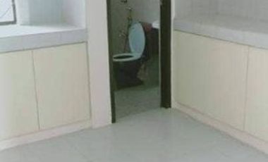 Apartment Building For Rent at Pasay City